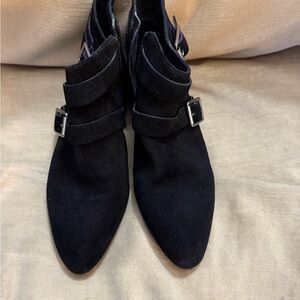 Sole Society Stylish Black Women's Ankle Boots with buckles